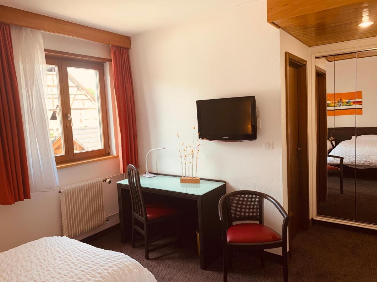 Logis Hotel Restaurant Au Lion Rouge Bartenheim Eksteriør bilde