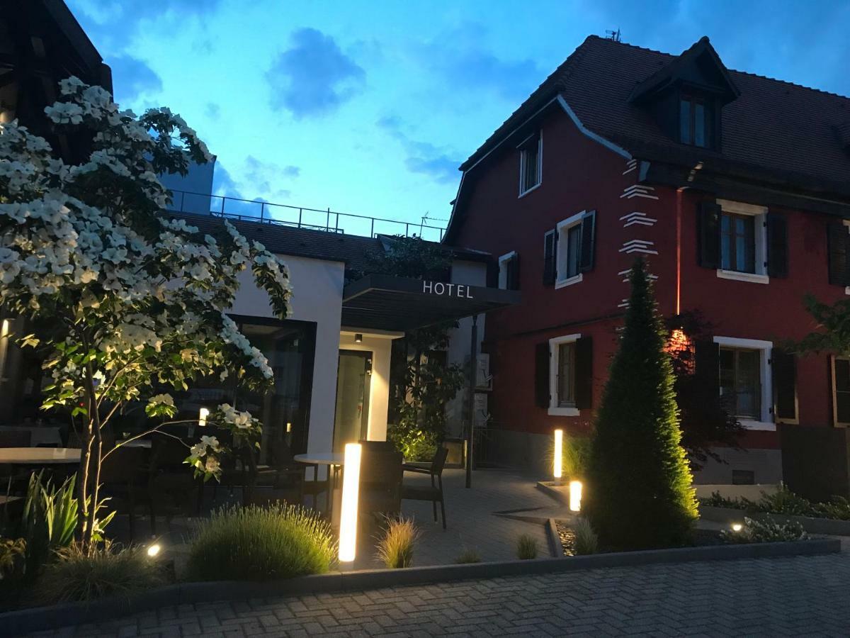 Logis Hotel Restaurant Au Lion Rouge Bartenheim Eksteriør bilde